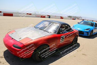 media/Apr-30-2022-CalClub SCCA (Sat) [[98b58ad398]]/Around the Pits/